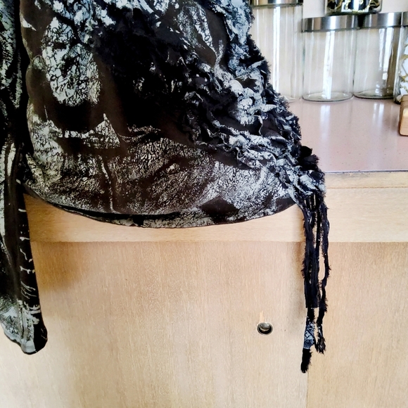 Isabel de Pedro Knit Artsy Distressed Painted Sweater Top Bohemian Size 10 - Picture 4 of 9